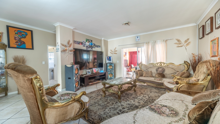 3 Bedroom Property for Sale in Parklands Western Cape